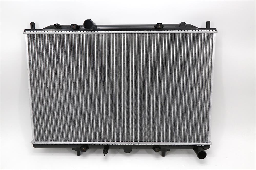 23523745 SGMW SAIC Wuling Baojun 730 1.5 MT Aluminium radiator